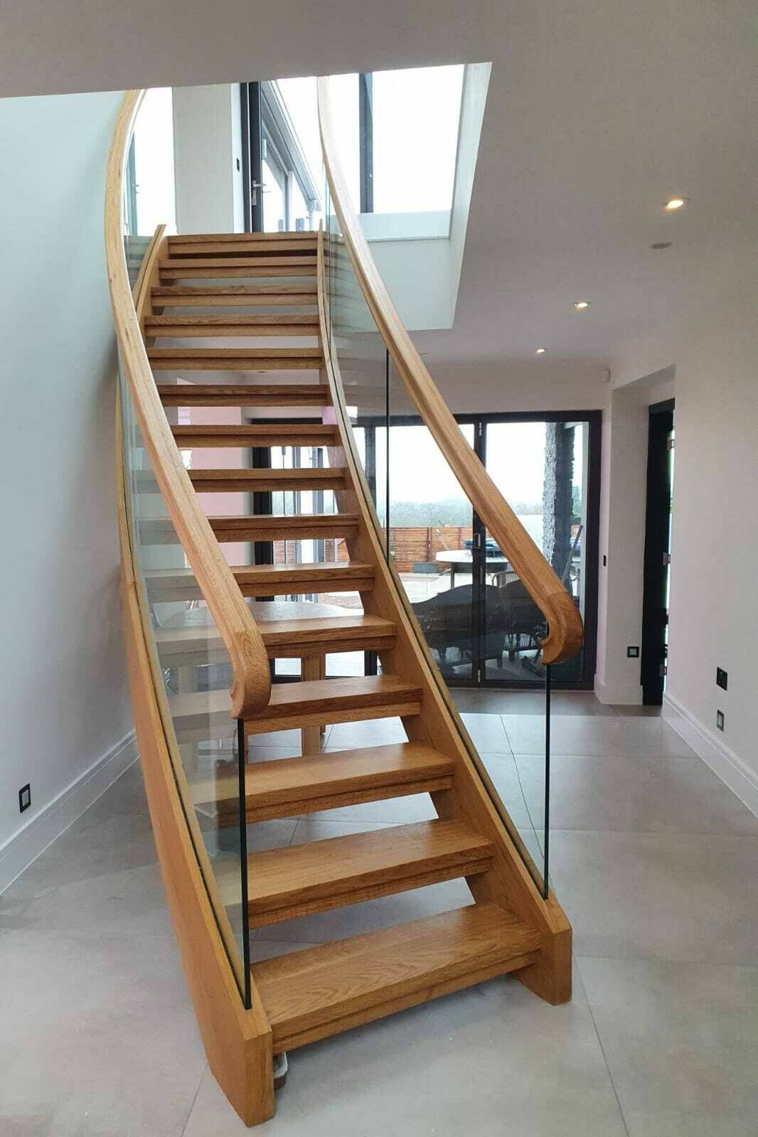 Single curve open string staircase