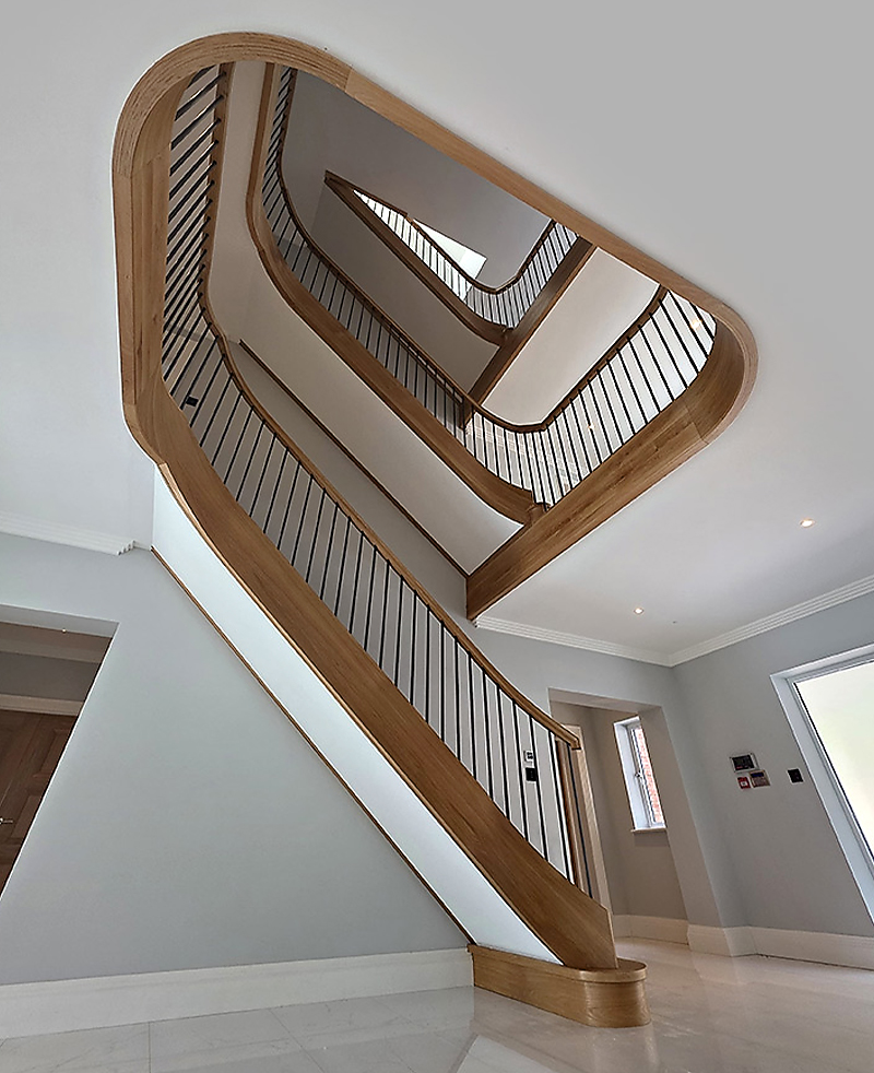 Grand Oak Staircases